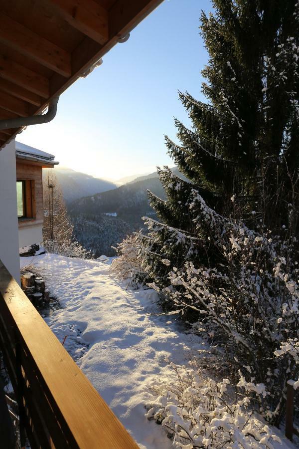 Mira Selva Villa Trin Екстериор снимка